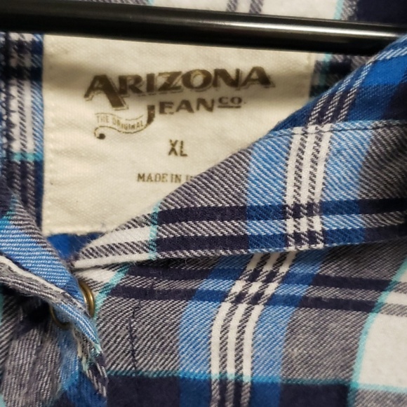 Juniors Arizona Flannel Shirt - Picture 2 of 4